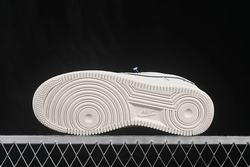 All categories Nk Air Force 1 Air Force series Nk Air Force 1 Low Air Force low-top Nike Air Force 1'07 Low joint model Air Force 1 low-top casual sneakers DN9688-118